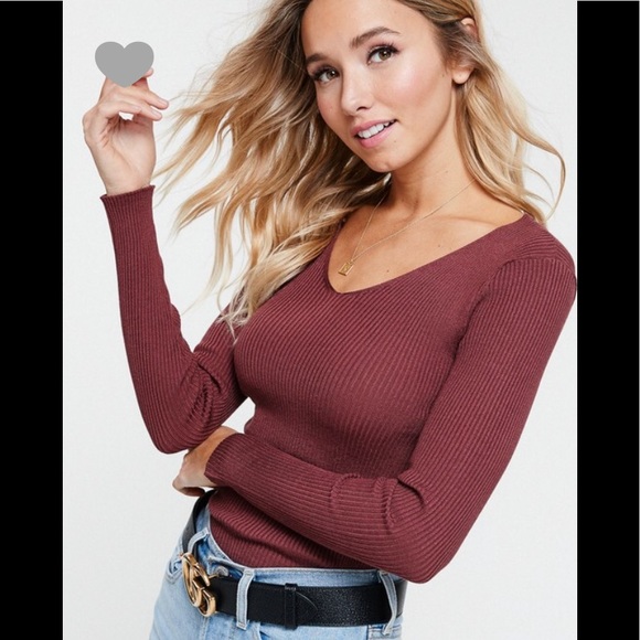 Tops - Slim fit ribbed knit top ( LAST ONE )